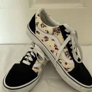 Vans Off The Wall Floral Cream Cavas Black Suede Roses Unisex Size 8.5 Women’s